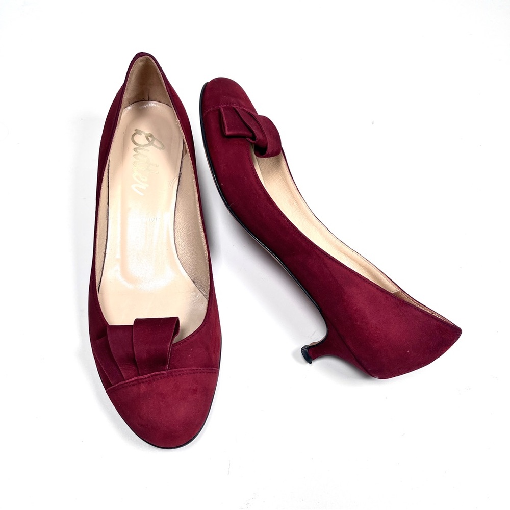 BUTTER ITALY Suede leather kitten heel